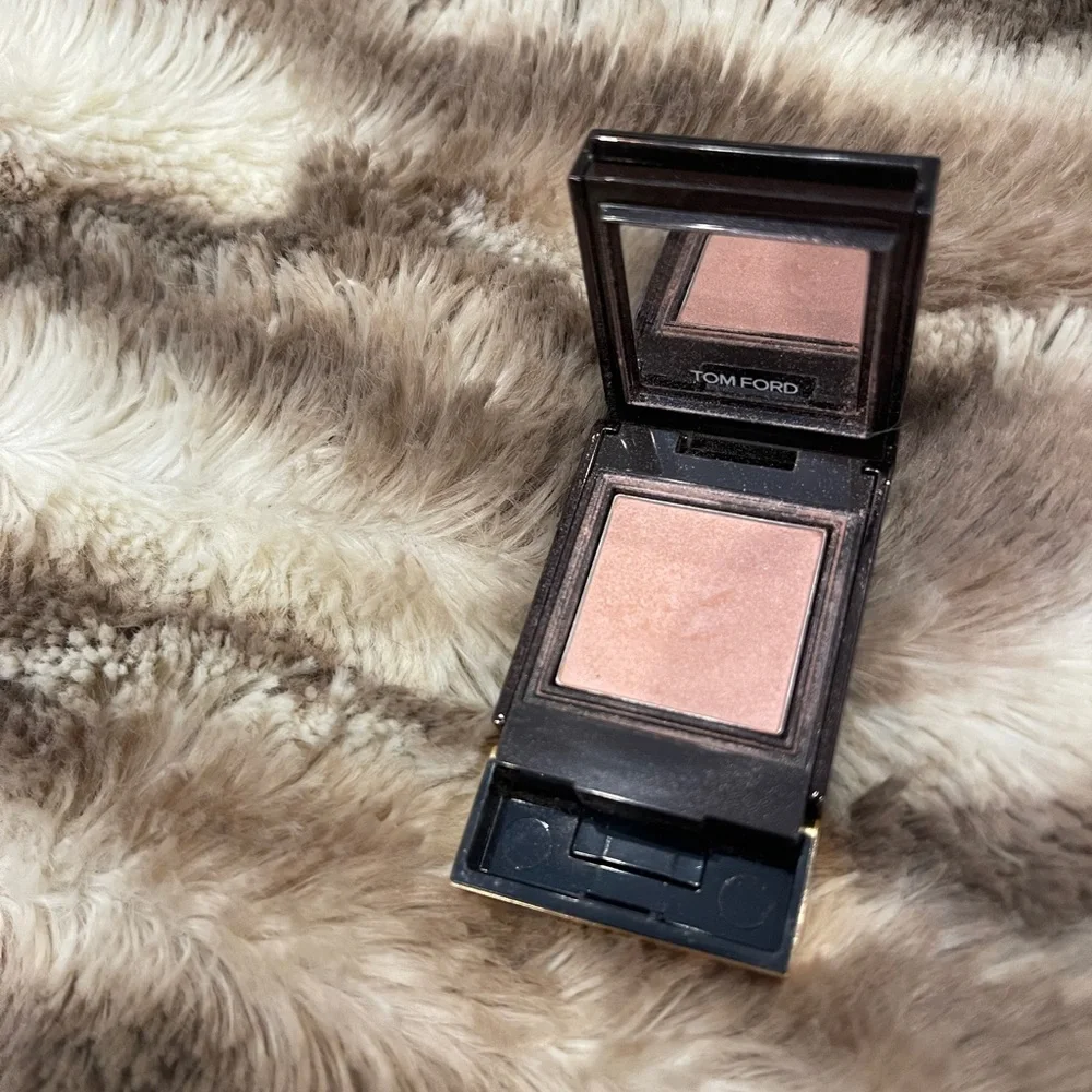 Tom Ford Private Shadow Eyeshadow 01 Exposure Sateen Pink